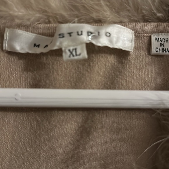 Max Studio - Picture 7 of 8